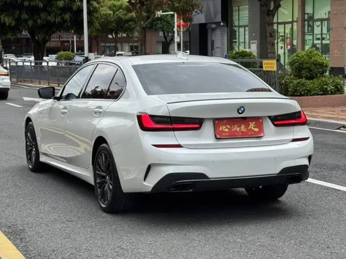 BMW 3 Series 2022 Model 325Li M Sports Night Set – фото 5
