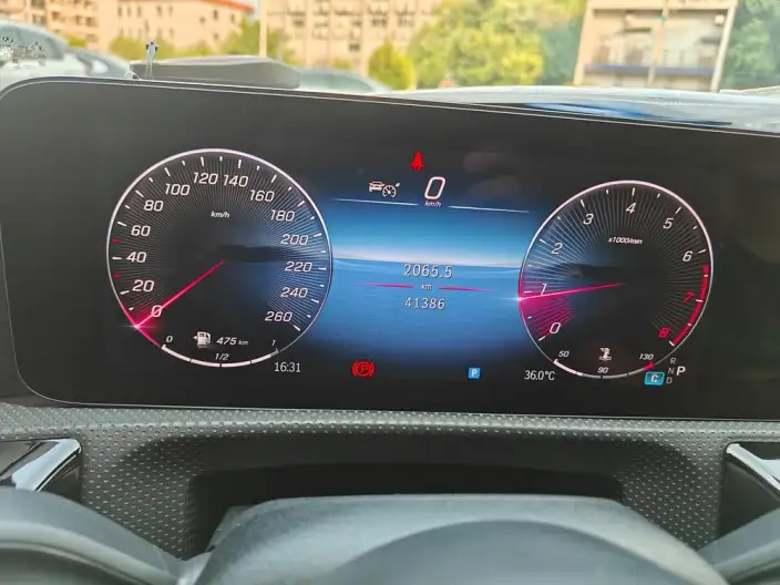 Mercedes-Benz CLA Imported 2024 Model CLA 200 Four-door Coupe – фото 6