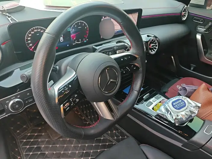 Mercedes-Benz CLA Imported 2024 Model CLA 200 Four-door Coupe – фото 7
