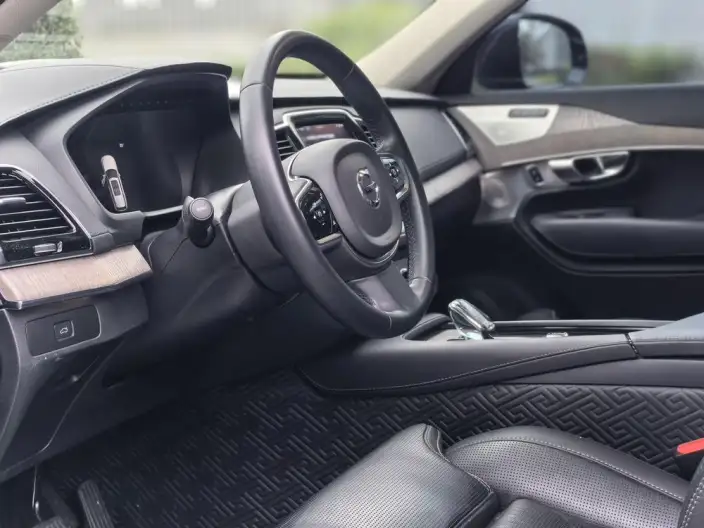 Volvo XC90 2023 Model B6 Smart Elegance Deluxe Edition 7 seat – фото 9