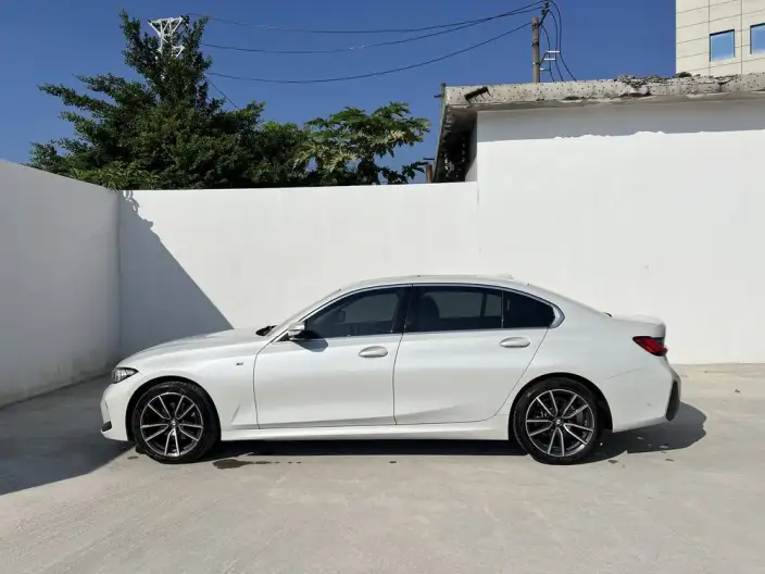 BMW 3 Series 2023 Model 325Li M Sports Set – фото 3