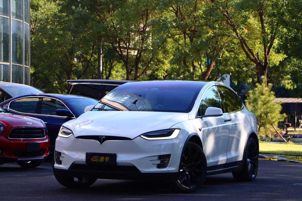 Tesla Model X 2016 90D – фото 1