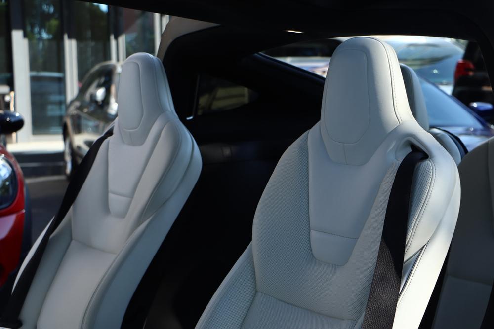 Tesla Model X 2016 90D – фото 21