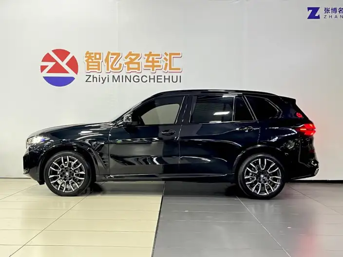 BMW X5 2023 Model xDrive40Li M Sports Night Set – фото 4