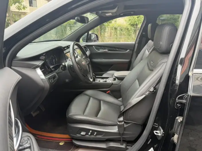 Cadillac XT6 2022 Model 2.0T VI seat 2WD Luxury Model – фото 8