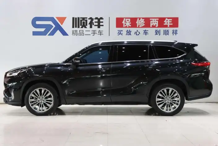 Toyota Highlander 2022 Model 380T 4WD Premium Edition 7 seat – фото 4