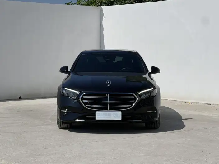 Mercedes-Benz E-Class 2024 Model E 300 L Fashion Model sedan – фото 2
