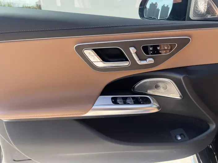 Mercedes-Benz E-Class 2024 Model E 300 L Fashion Model sedan – фото 9