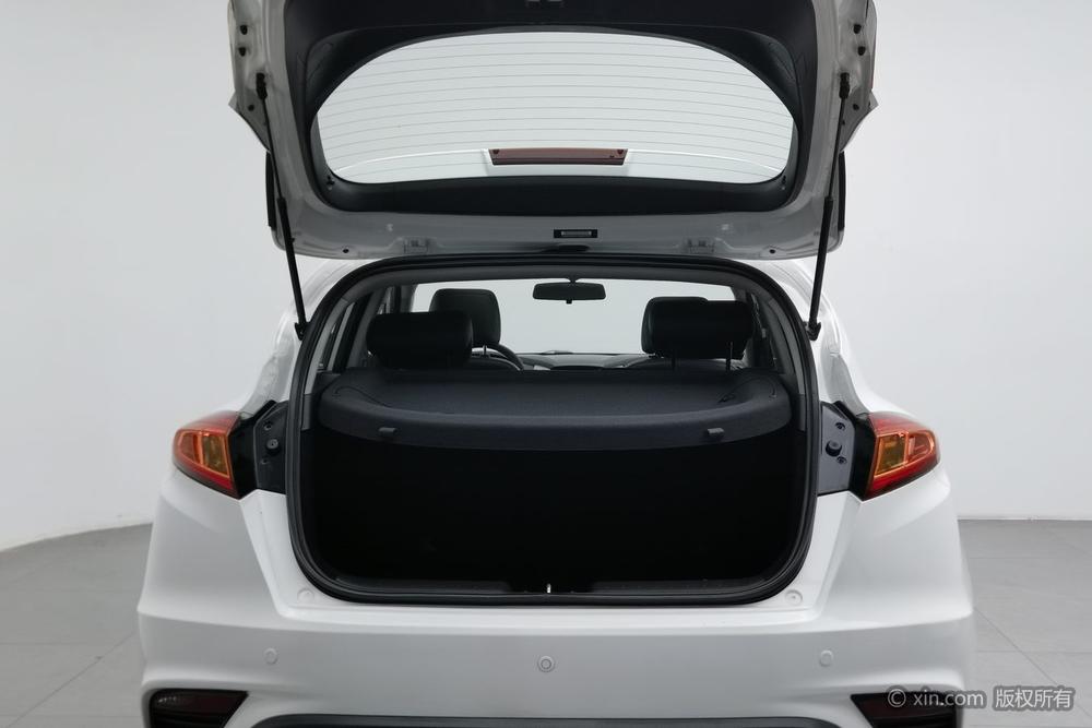 Changan Eado XT 2016 1.6L Automatic Jun Cool – фото 23