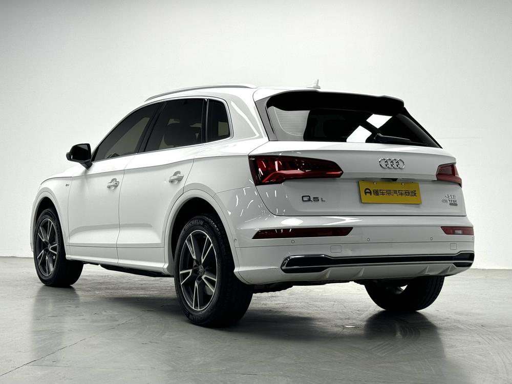 Audi Q5L Модель 2020 года 45 TFSI Exclusive Fashion – фото 5