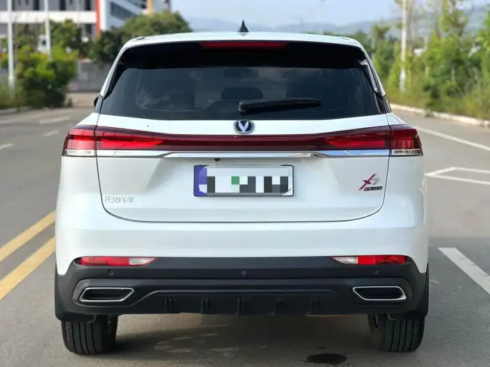 Changan X7 PLUS 2024 Model 1.5T DCT Noble Model 7 seat – фото 5