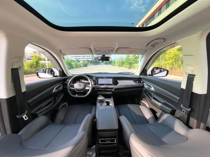 Changan X7 PLUS 2024 Model 1.5T DCT Noble Model 7 seat – фото 7