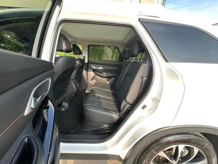 Changan X7 PLUS 2024 Model 1.5T DCT Noble Model 7 seat – фото 9
