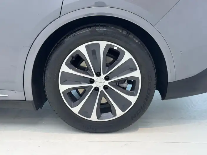 Luxeed R7 2024 Model Extended Range 37kWh Max Rear Drive Edition – фото 9