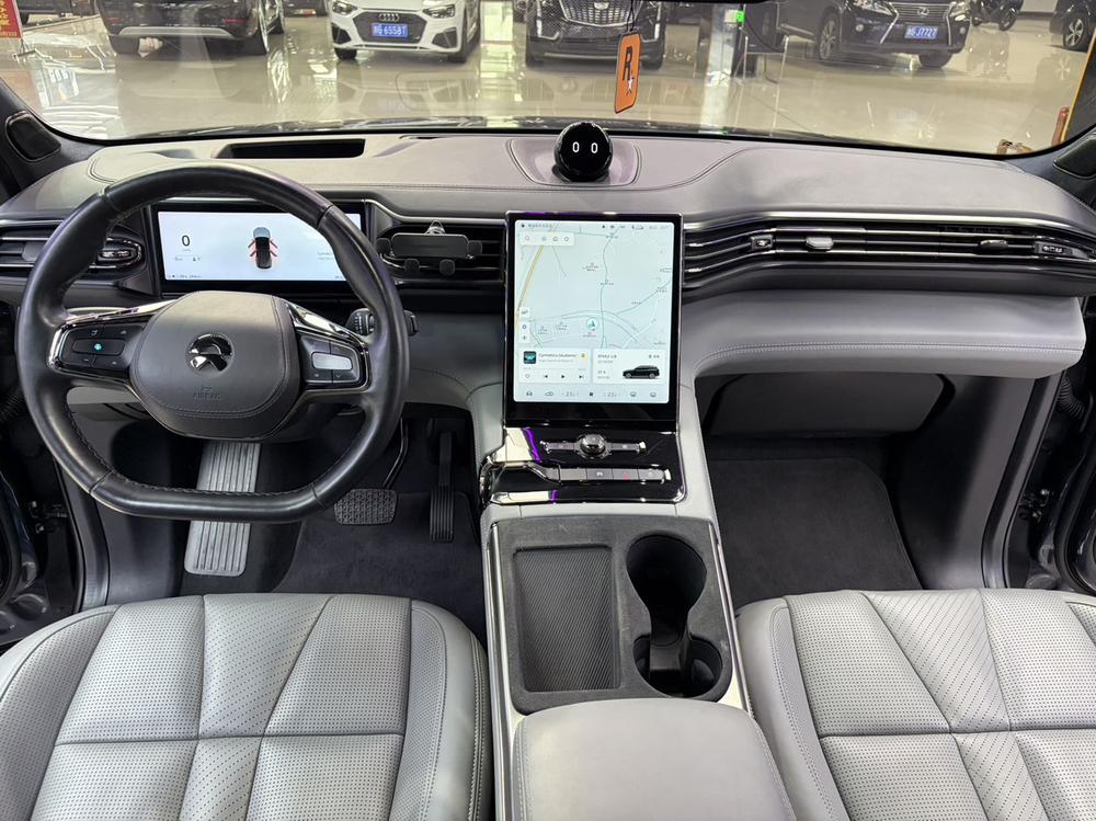 NIO ES8 2020 415km Signature 6-seat – фото 8