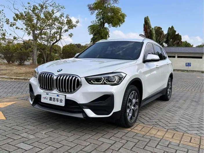 BMW X1 2022 Model sDrive25Li Leading Model – фото 1