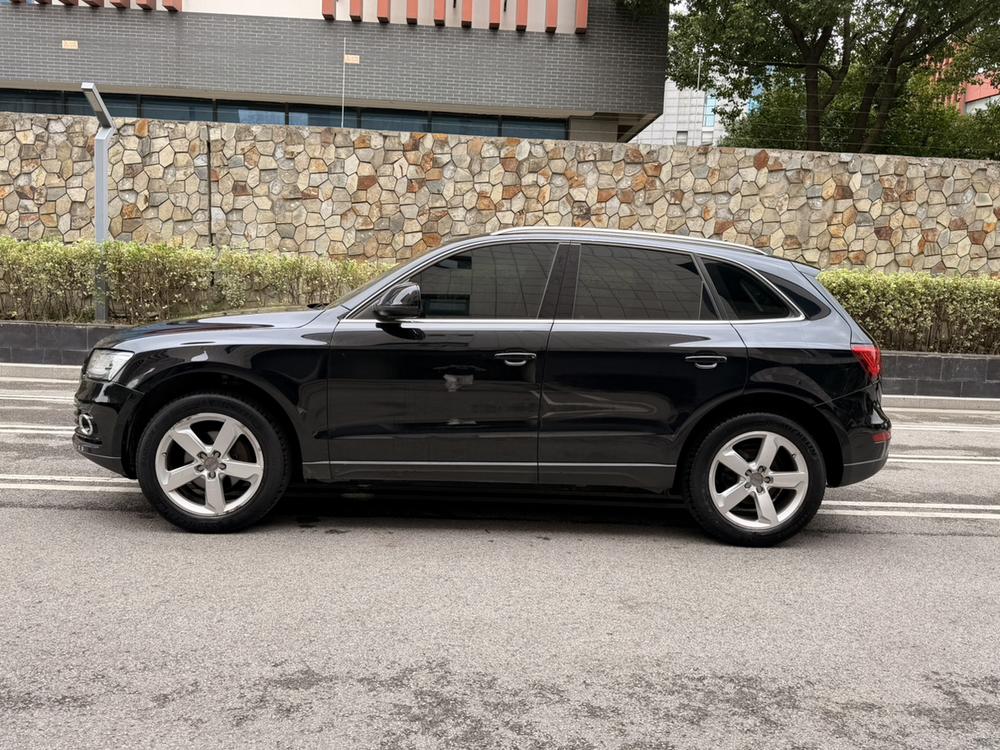 Audi Q5 2015 модификация 40 TFSI Comfort – фото 4