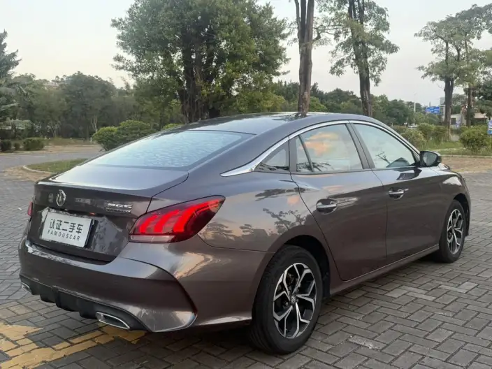 MG5 2021 Model Facelift 180DVVT CVT Youth Deluxe Edition – фото 7