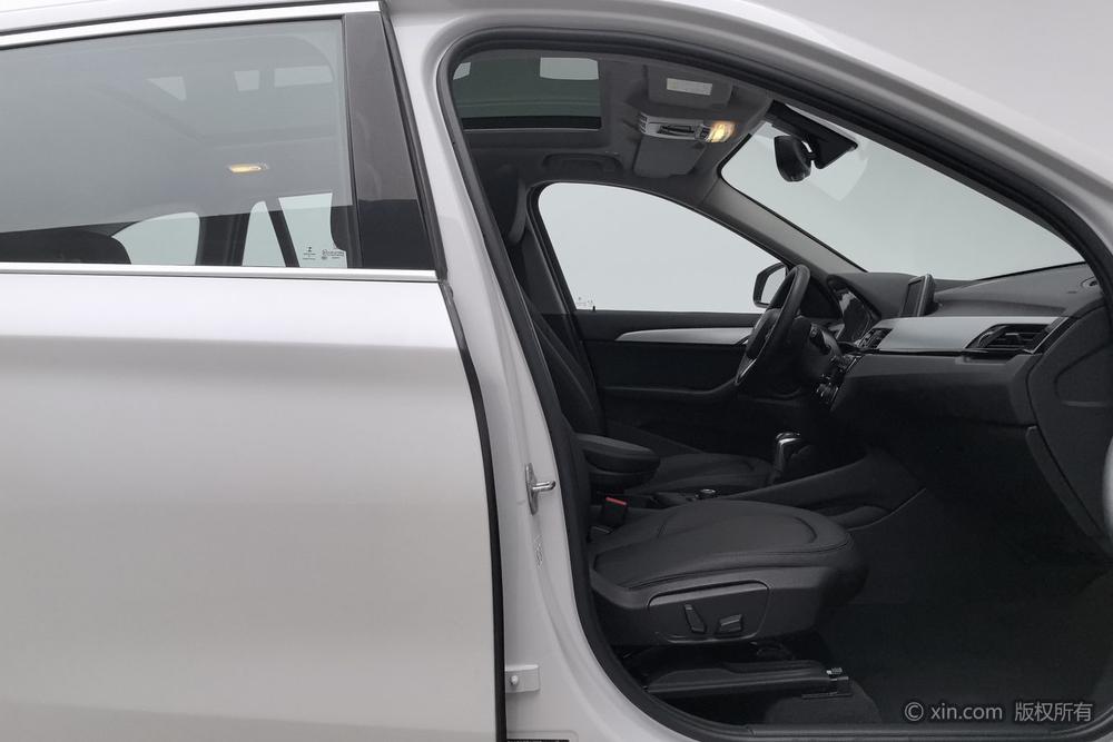 BMW X1 Модель 2018 года sDrive20Li Leading – фото 24