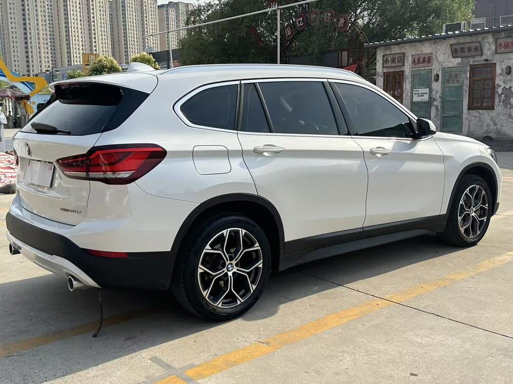 BMW X1 2022 sDrive25Li Leading – фото 7