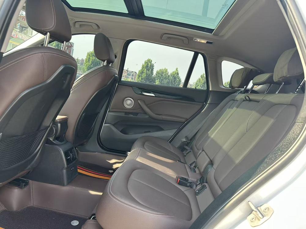 BMW X1 2022 sDrive25Li Leading – фото 20
