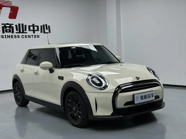MINI 2022 Model Facelift 1.5T ONE Five-door Edition PLUS