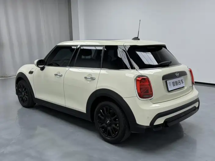 MINI 2022 Model Facelift 1.5T ONE Five-door Edition PLUS