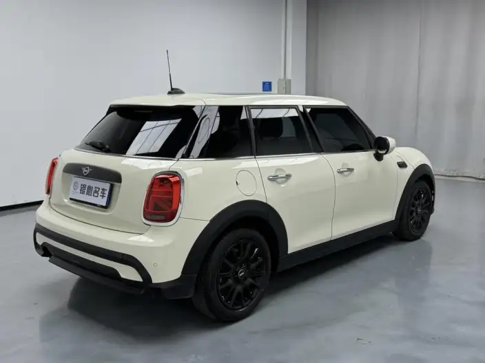 MINI 2022 Model Facelift 1.5T ONE Five-door Edition PLUS – фото 6