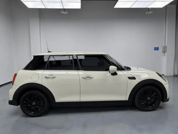 MINI 2022 Model Facelift 1.5T ONE Five-door Edition PLUS – фото 7