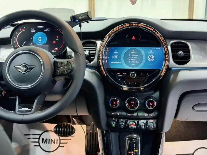 MINI JCW 2023 Model 2.0T JOHN COOPER WORKS ALL-IN – фото 9