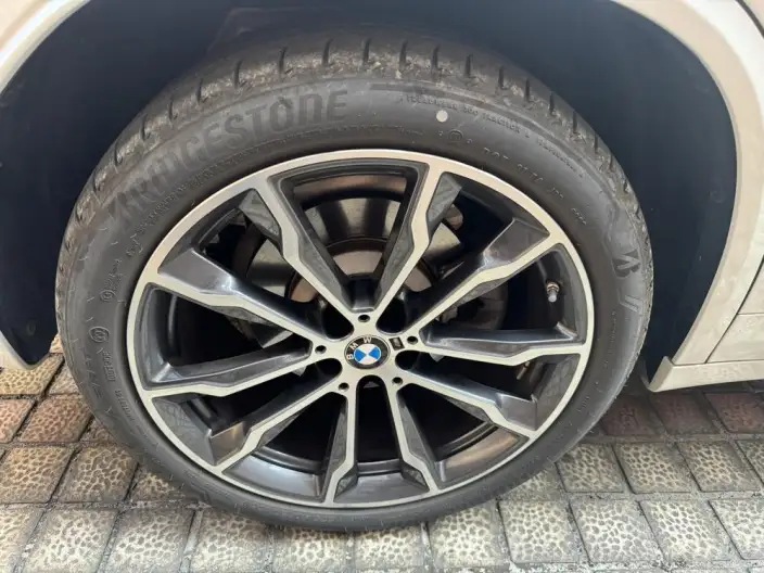 BMW X3 2023 Model xDrive30i Leading Model M Night Set – фото 9