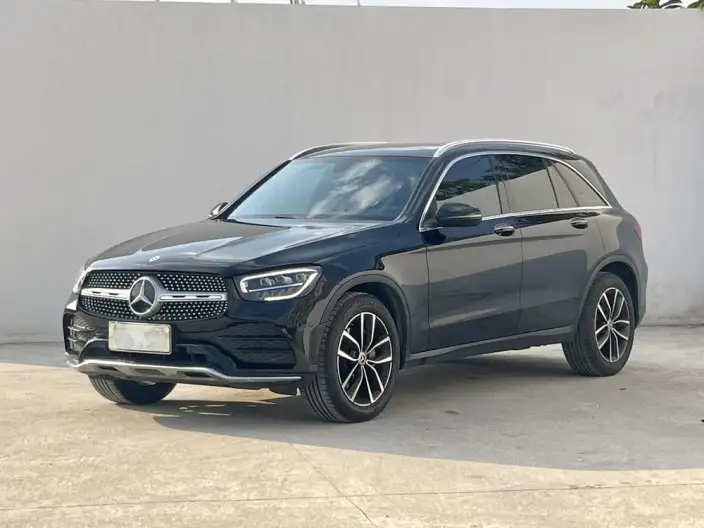 Mercedes-Benz GLC 2022 Model GLC 260 L 4MATIC Luxury Model – фото 1