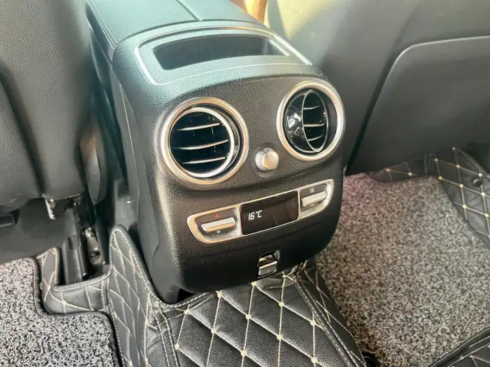 Mercedes-Benz GLC 2022 Model GLC 260 L 4MATIC Luxury Model – фото 8