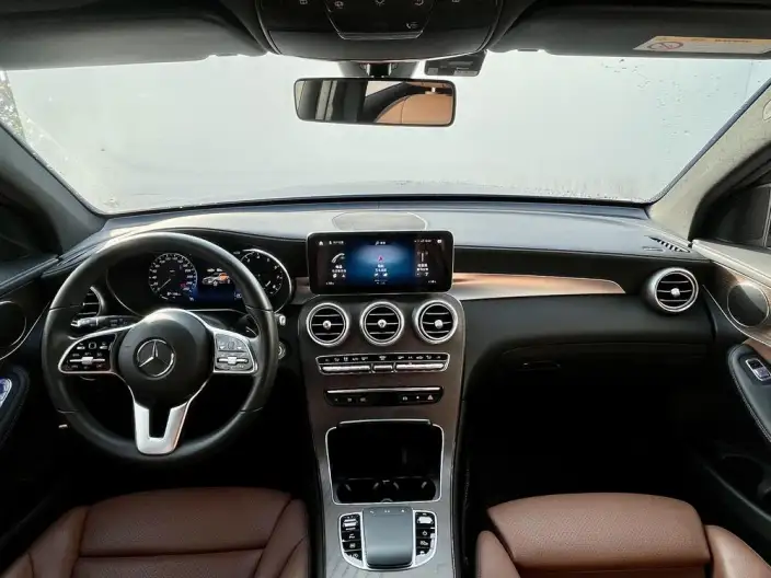 Mercedes-Benz GLC 2022 Model GLC 260 L 4MATIC Luxury Model – фото 10