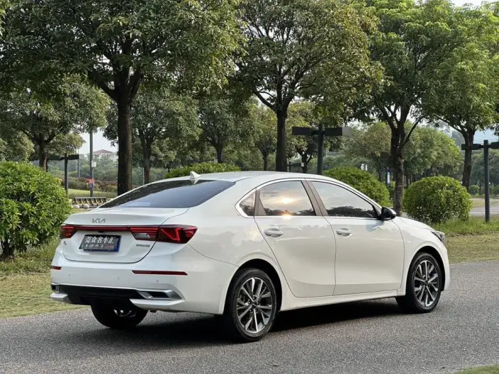 Kia K3 2021 Model Facelift 1.5L CVT Fashion Edition – фото 6