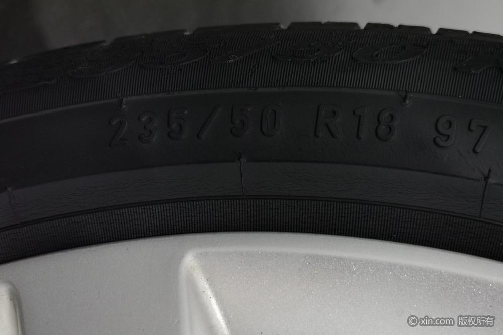 Mercedes-Benz GLA 2015 GLA 200 Dynamic – фото 11