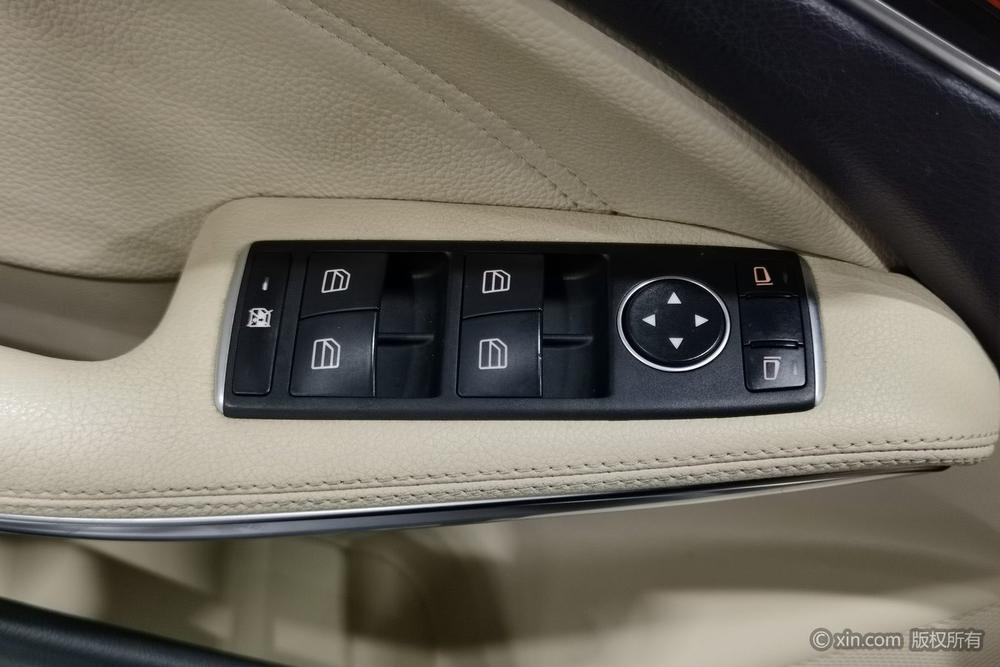 Mercedes-Benz GLA 2015 GLA 200 Dynamic – фото 23
