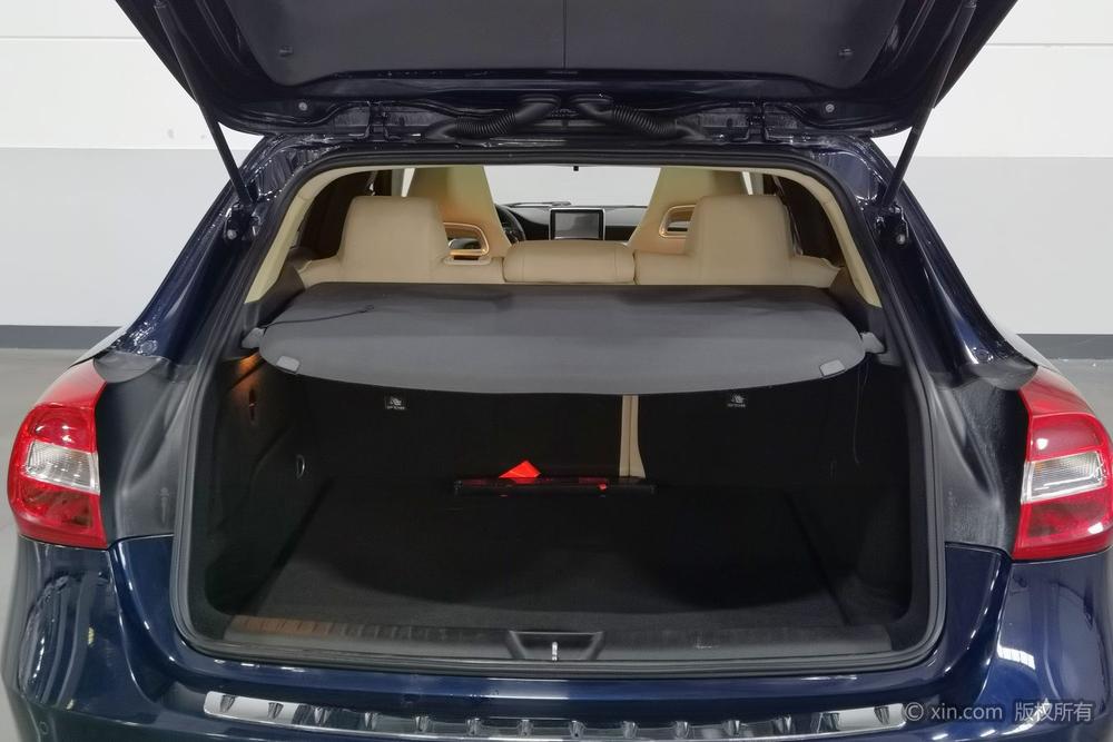 Mercedes-Benz GLA 2015 GLA 200 Dynamic – фото 24