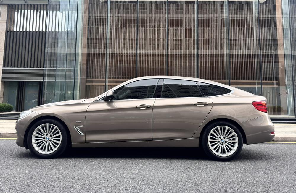 BMW 3 Series Gran Turismo 2016 модификация 328i Design Set тип – фото 3