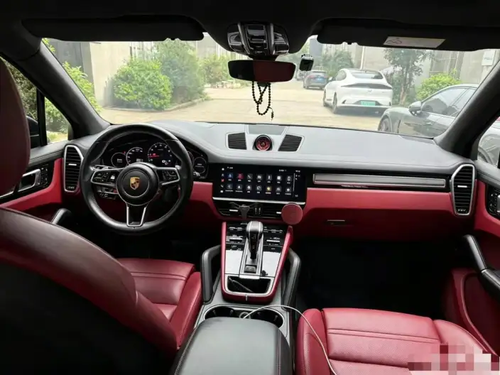 Cayenne 2023 Model Cayenne 3.0T Platinum edition – фото 7