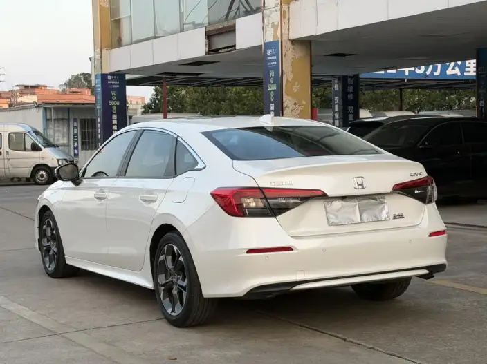 Honda Civic 2022 Model 240TURBO CVT Power Control Edition – фото 4