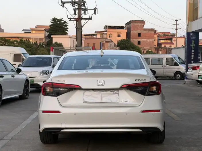 Honda Civic 2022 Model 240TURBO CVT Power Control Edition – фото 5