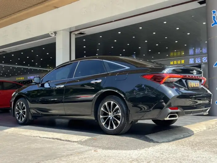 Toyota Avalon 2023 Model 2.5L Automatic Deluxe Edition – фото 5