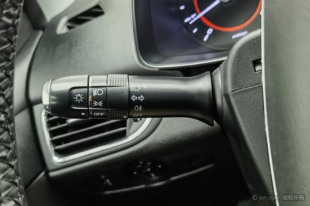 Chery Arrizo 5 2016 1.5L CVT Trend – фото 16