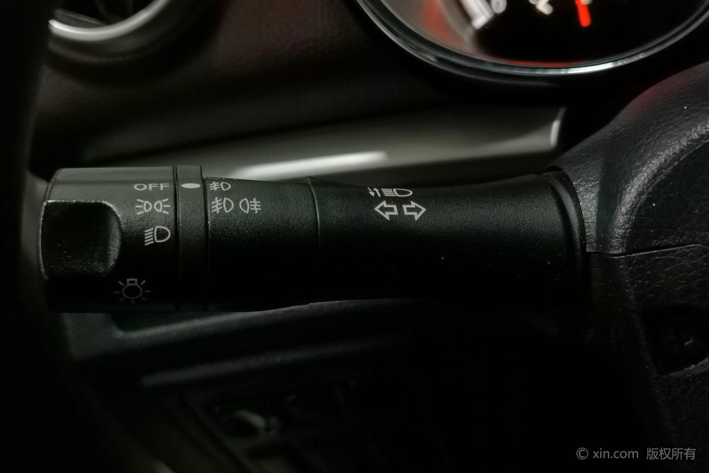 Venucia T70X 2015 2.0L CVT Smart Sport – фото 17