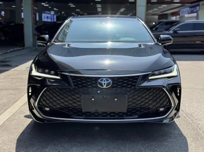 Toyota Avalon 2023 Model 2.0L CVT Deluxe Edition – фото 2