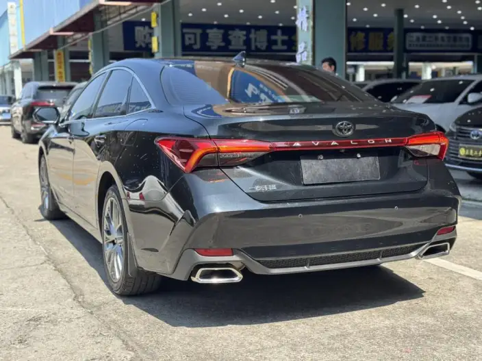 Toyota Avalon 2023 Model 2.0L CVT Deluxe Edition – фото 4