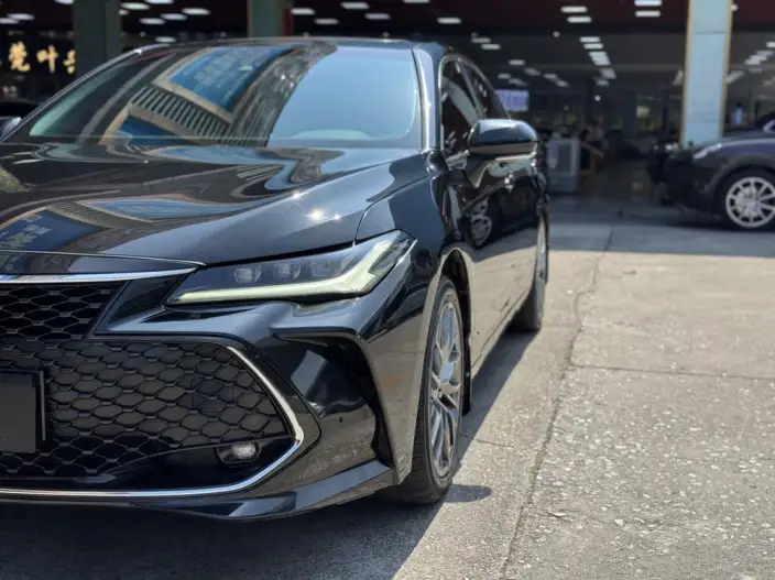 Toyota Avalon 2023 Model 2.0L CVT Deluxe Edition – фото 8