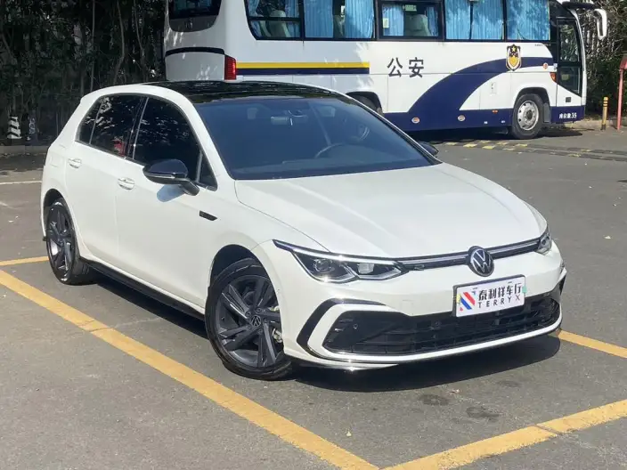 Volkswagen Golf 2023 Model 280TSI DSG R-Line Lite