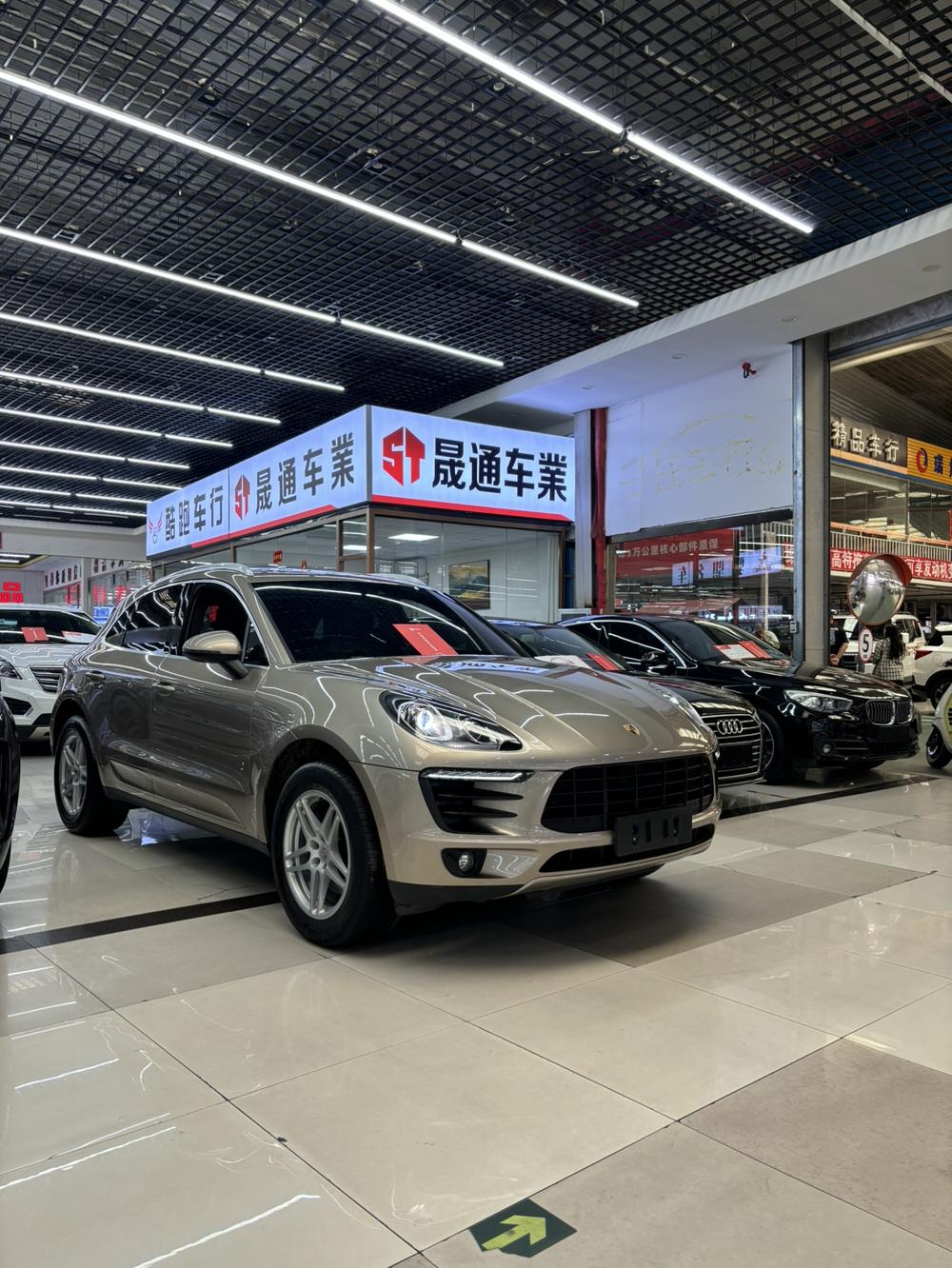 Porsche Macan 2017 Macan 2.0T – фото 2